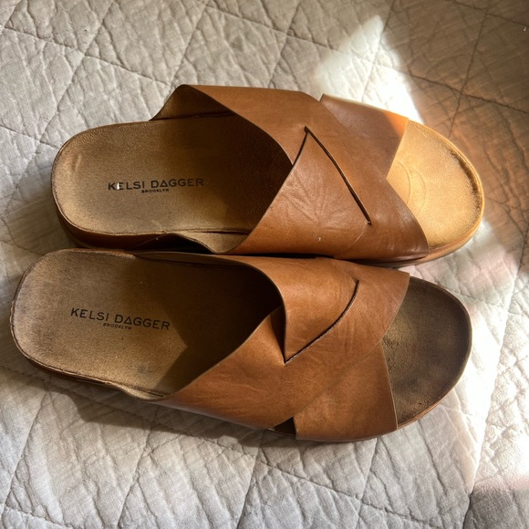 Kelsi Dagger Brooklyn Sailor Platform Sandals, size 8 - Picture 2 of 5